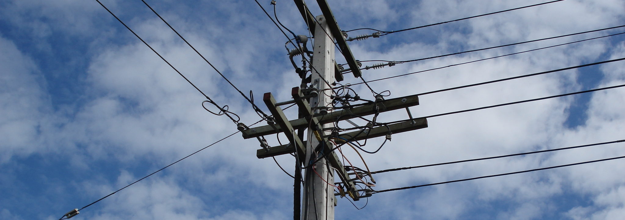 low voltage power lines