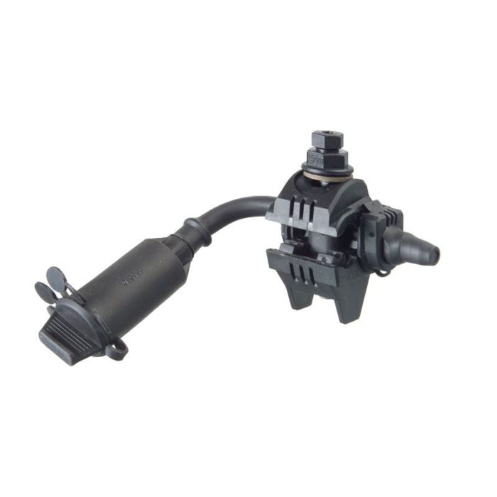 Insulation piercing connector for measure and short-circuiting