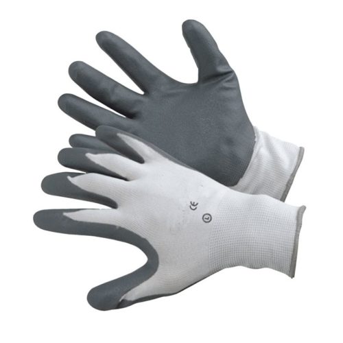 These equipment aim to protect hands during installation works. The insulating gloves are