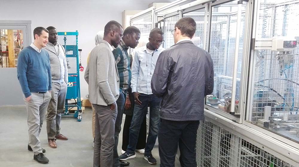 L'équipe SENELEC visite notre usine de production
